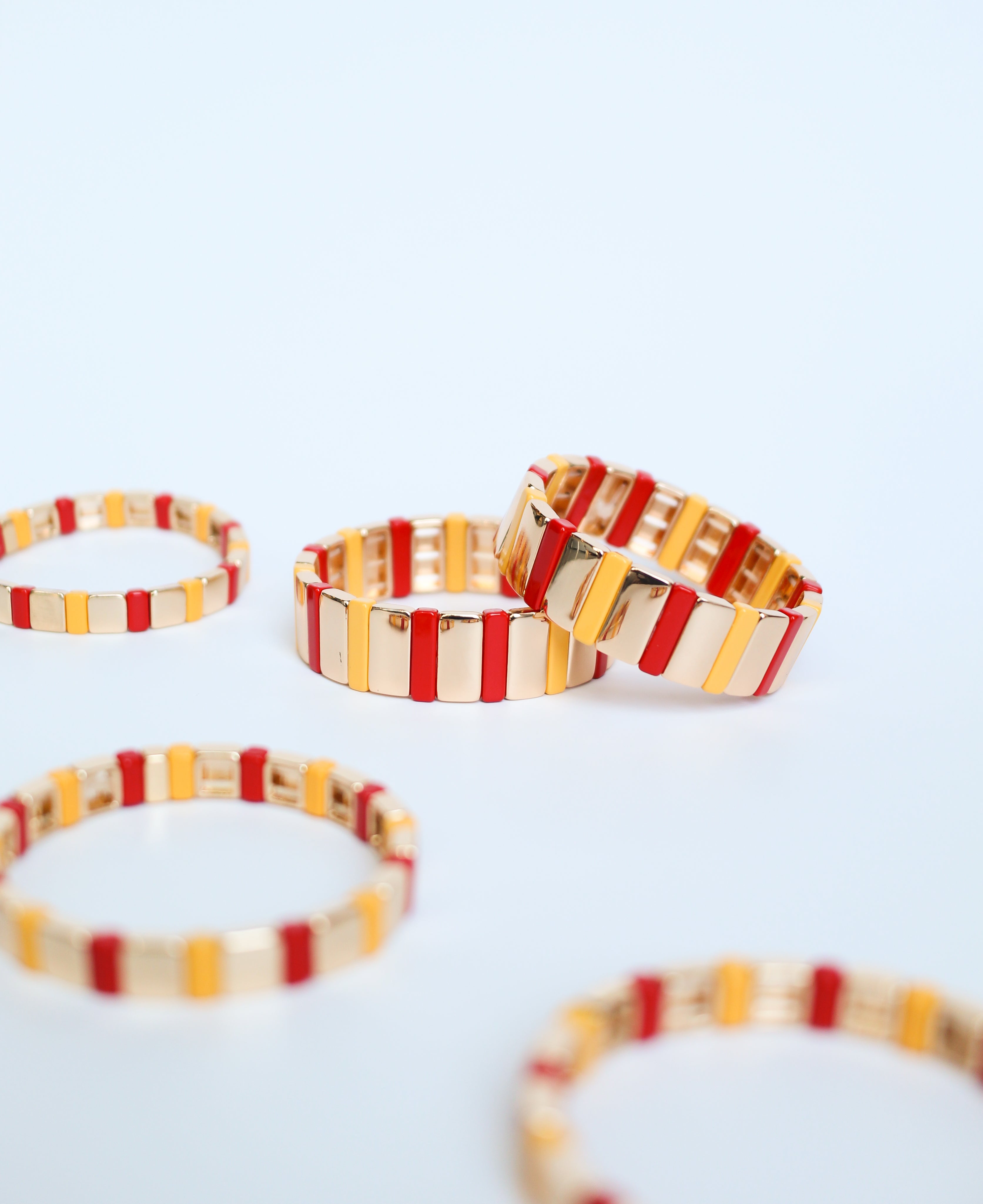 Game Day Tila (Red + Yellow)