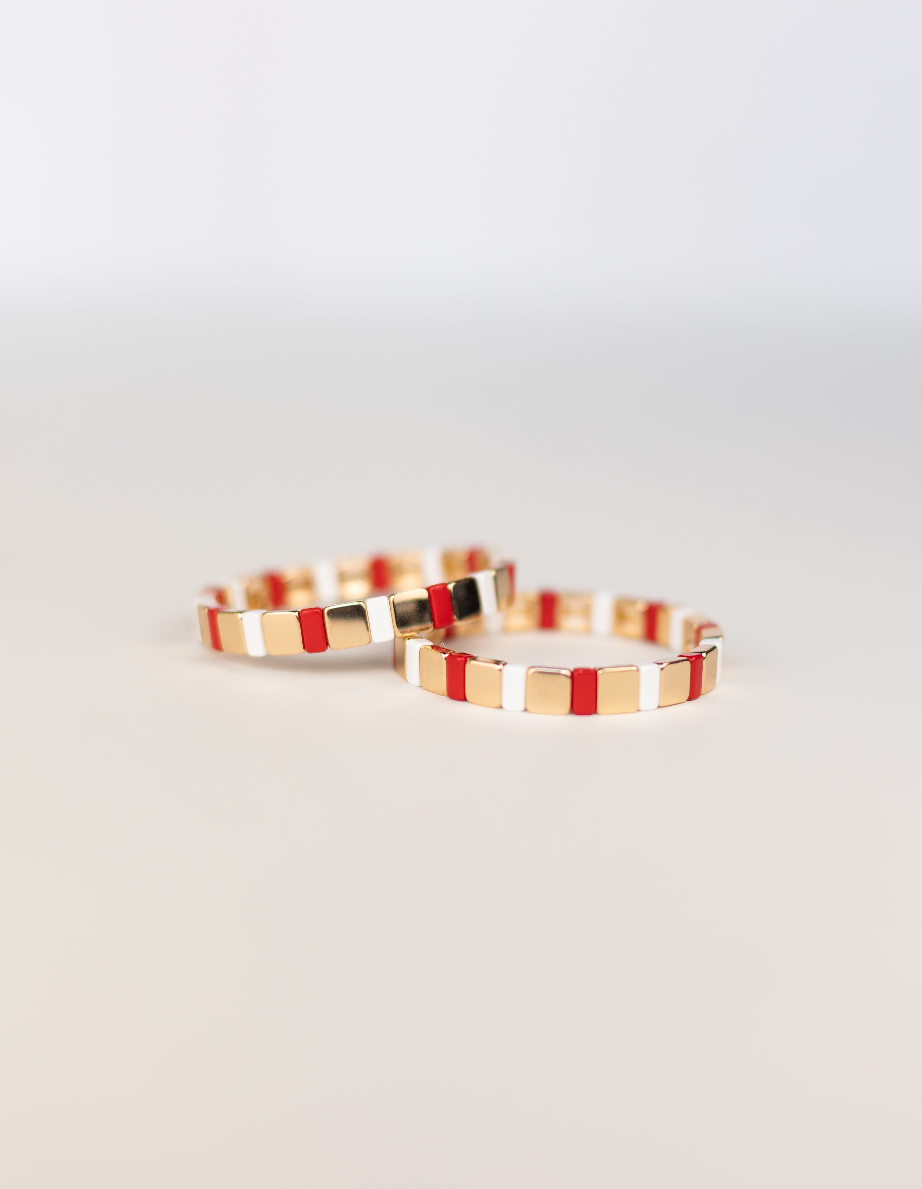 Game Day Tila (Red + White)