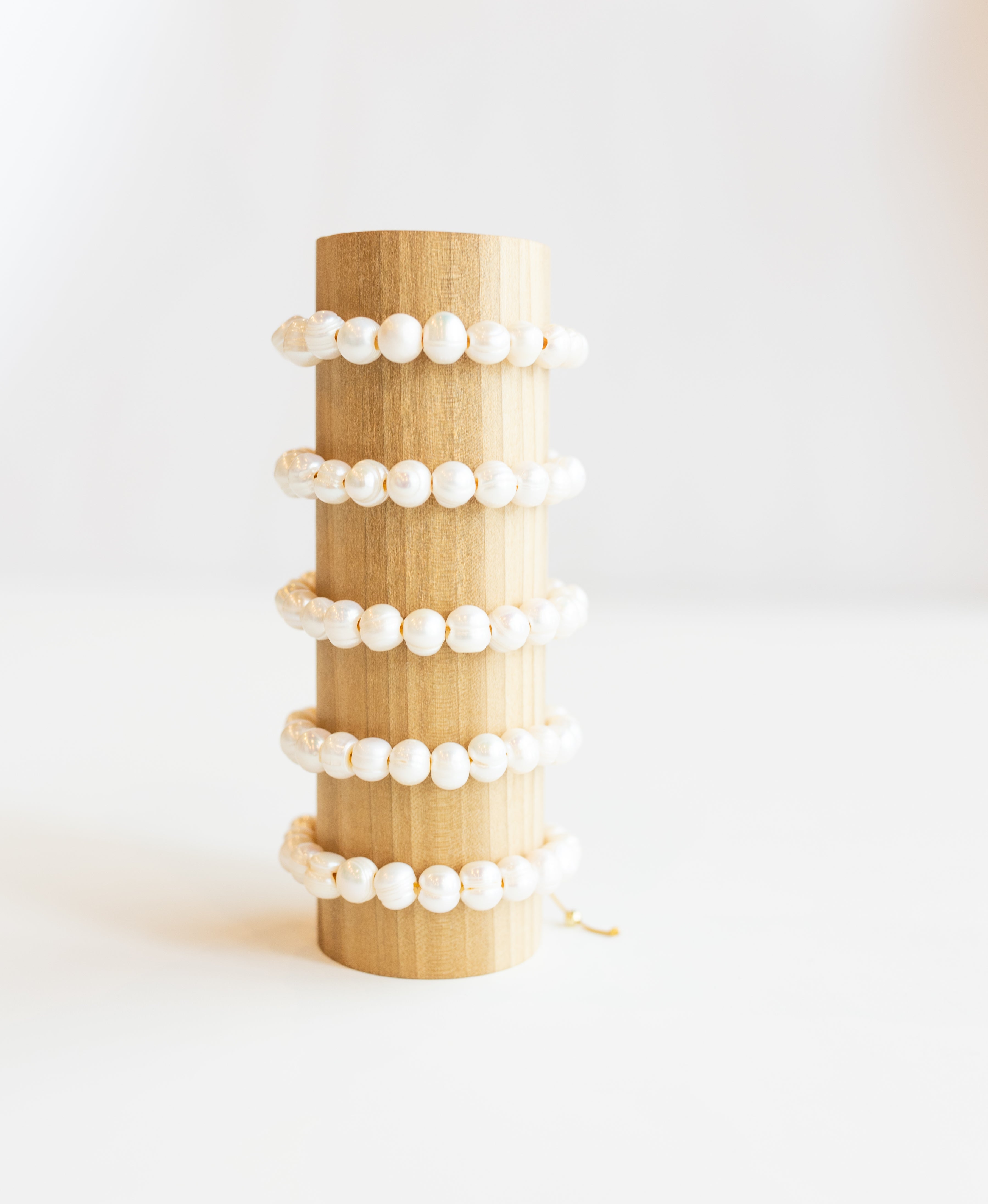 Solid Pearl Adjustable Bracelet