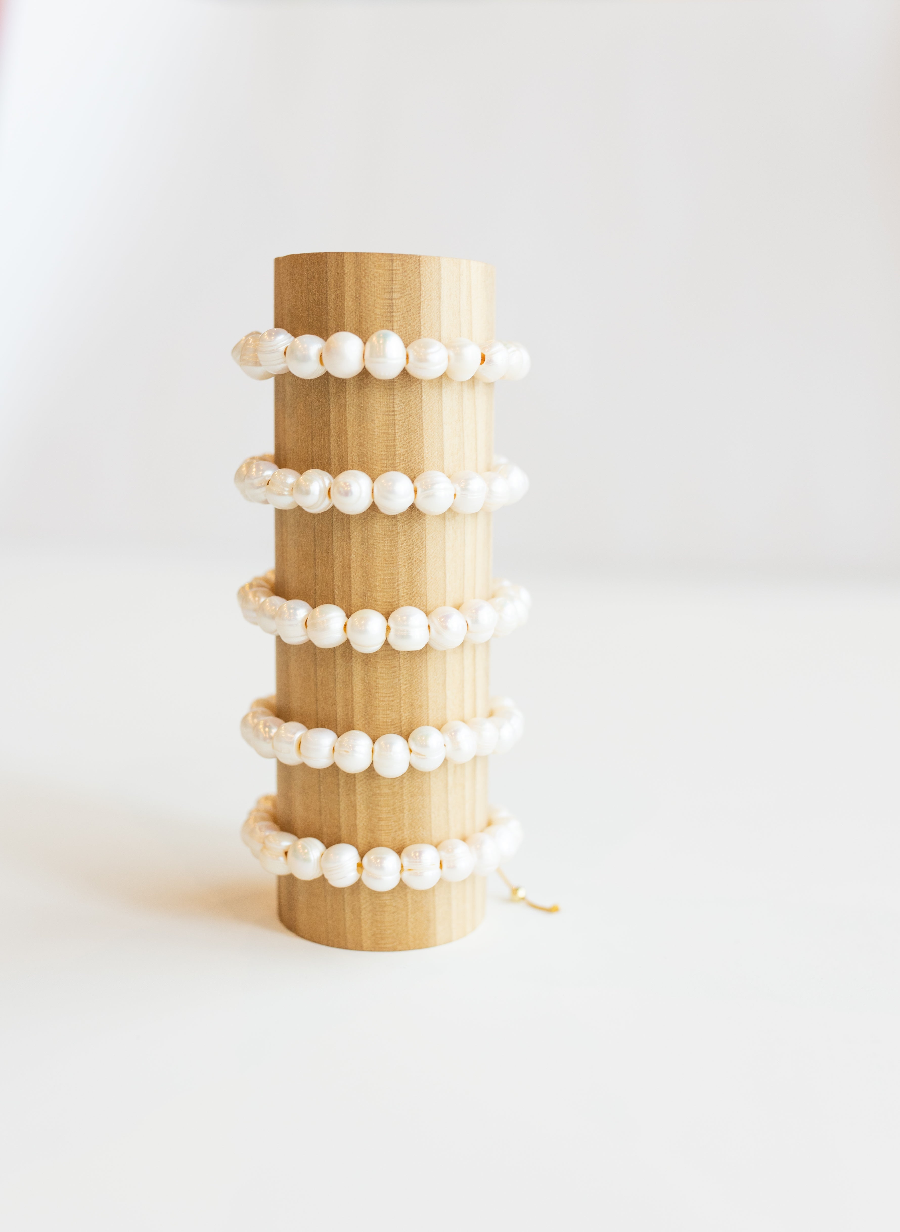 Solid Pearl Adjustable Bracelet